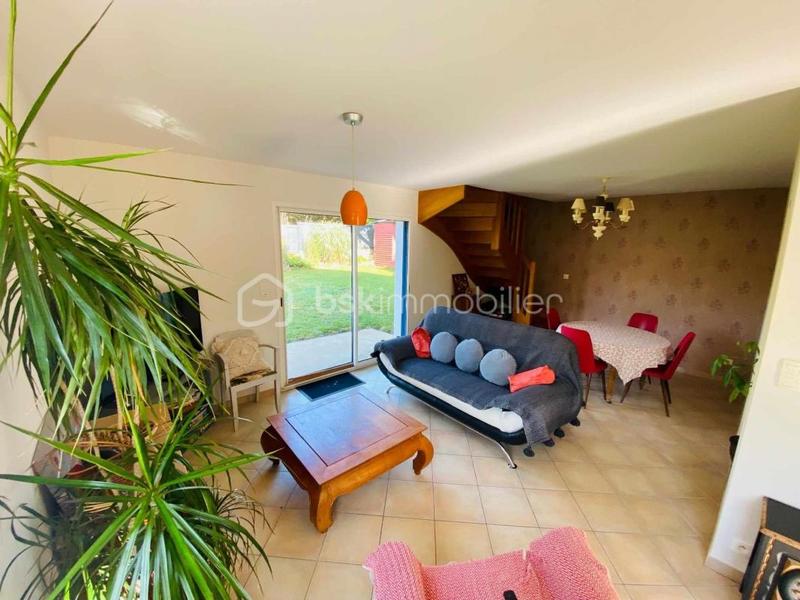 Maison - 151 m² - 7 pièces