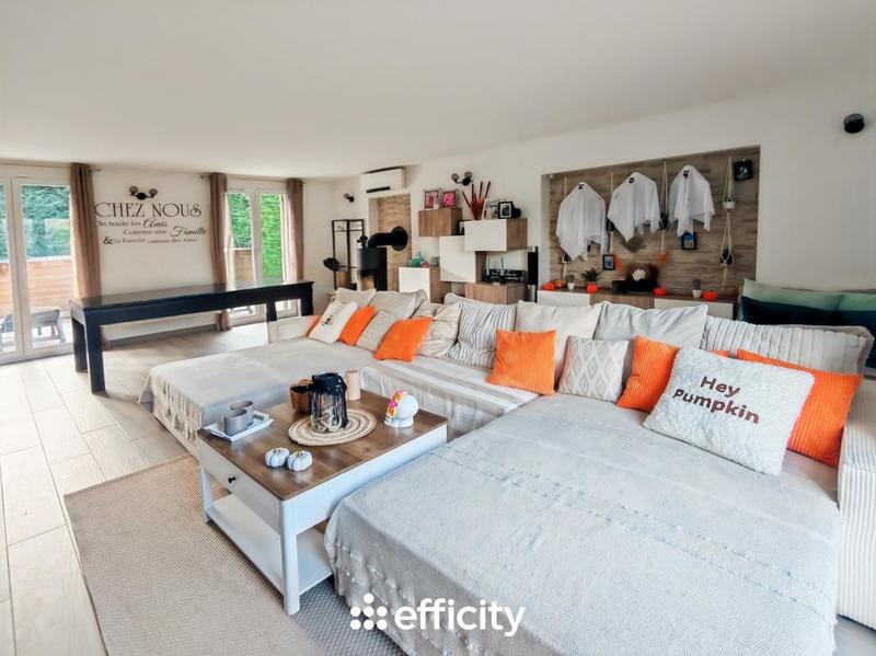 Pavillon - 191 m² - 7 pièces