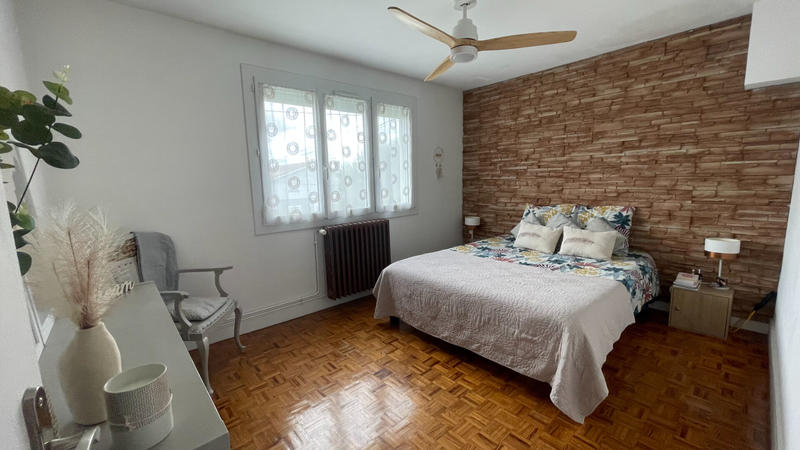 Maison - 98 m² - 5 pièces