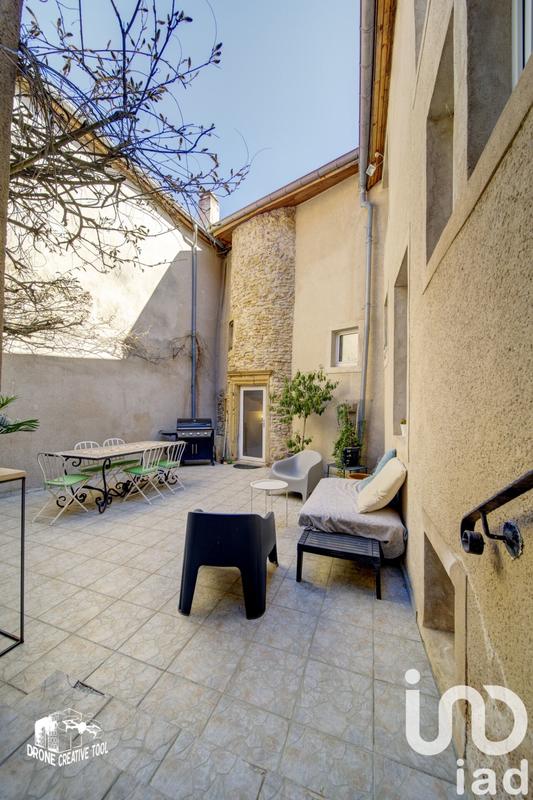Maison de village - 205 m² - 8 pièces
