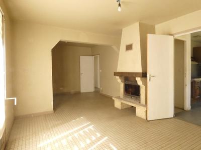 Maison - 92 m² - 5 pièces