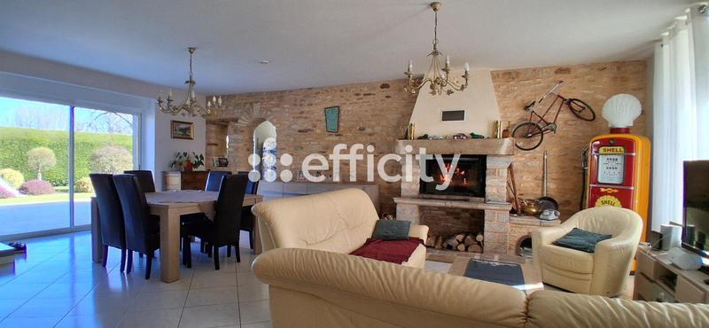 Maison - 195 m² - 8 pièces