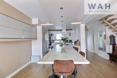 Maison - 98 m² - 5 pièces