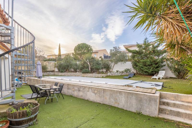 Maison ancienne - 195 m² - 5 pièces