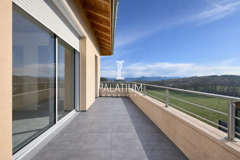 Maison - 99 m² - 4 pièces