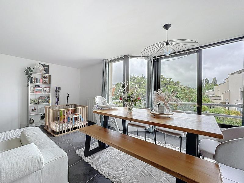 Appartement - 88 m² - 5 pièces