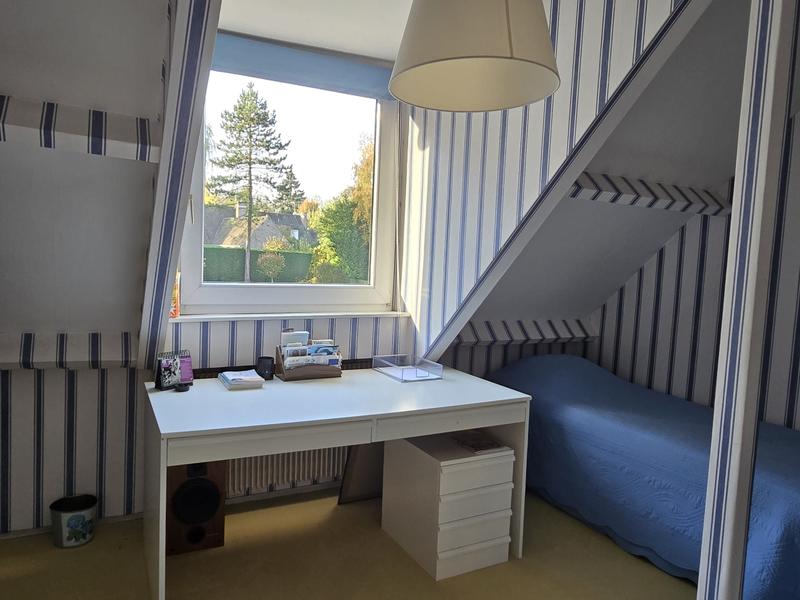 Maison - 187 m² - 7 pièces