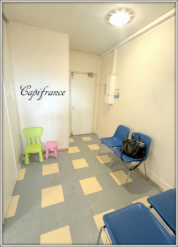 Bureau - 81 m² - 3 pièces