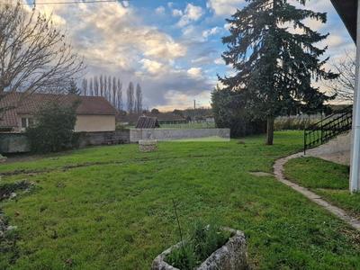 Pavillon - 141 m² - 8 pièces