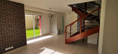 Maison - 75 m² - 4 pièces