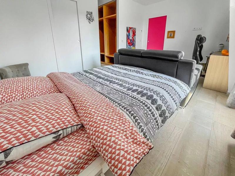 Maison - 334 m² - 11 pièces