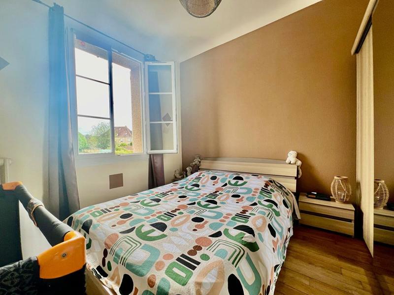 Appartement - 81 m² - 4 pièces