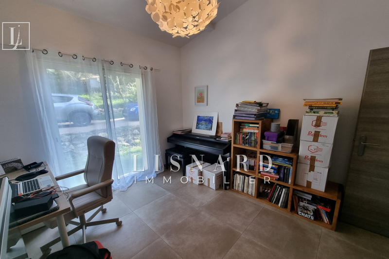 Villa - 120 m² - 6 pièces