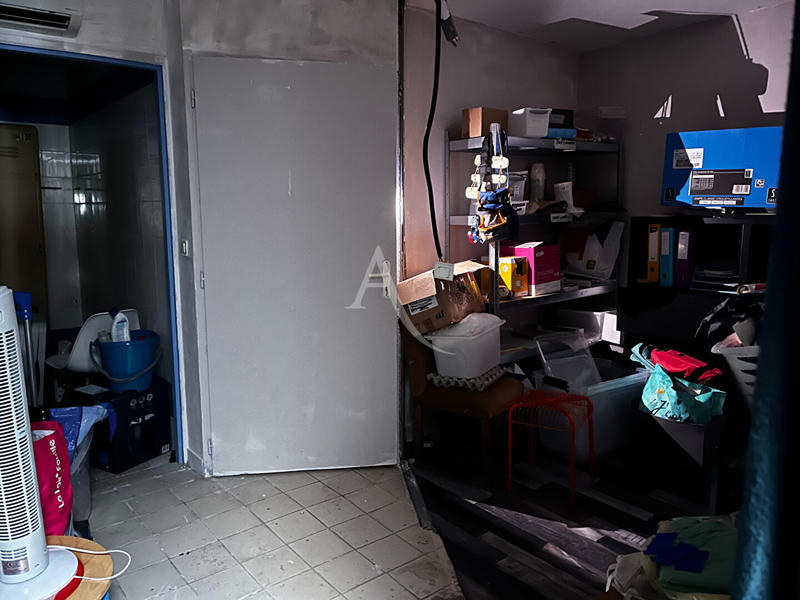 Local commercial - 175 m²