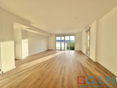 Appartement - 76 m² - 3 pièces