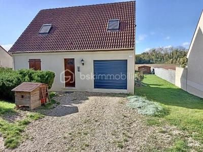 Maison traditionnelle - 105 m² - 6 pièces