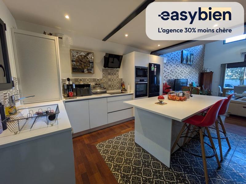 Maison - 132 m² - 6 pièces