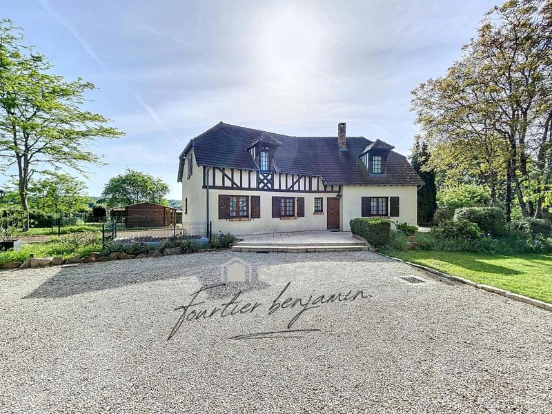 Maison - 186 m² - 8 pièces