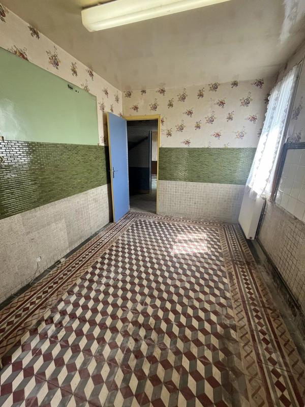 Maison - 80 m² - 4 pièces