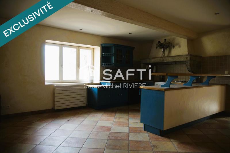 Maison - 270 m² - 7 pièces