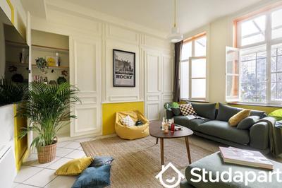 Chambre - 10 m² - 1 pièce