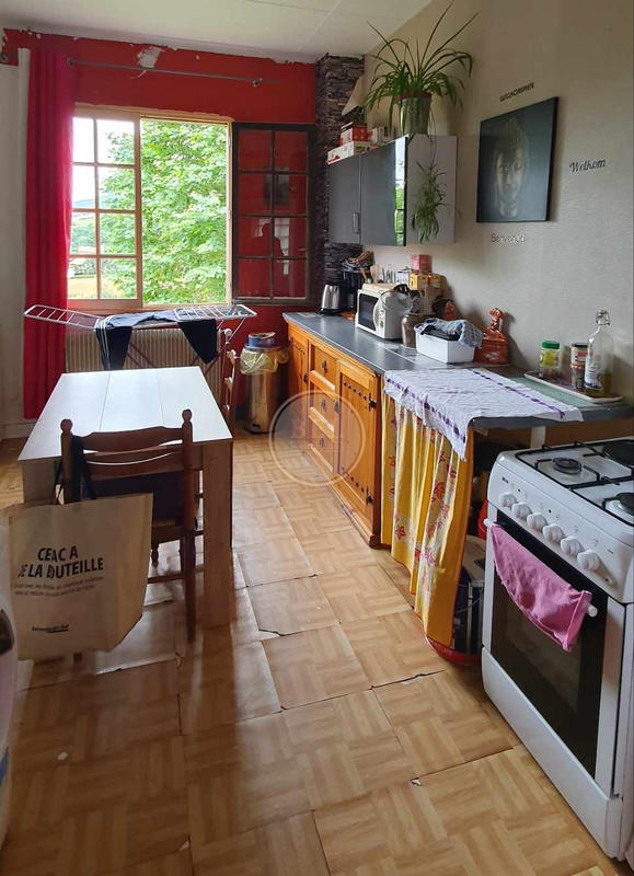 Maison ancienne - 170 m² - 11 pièces