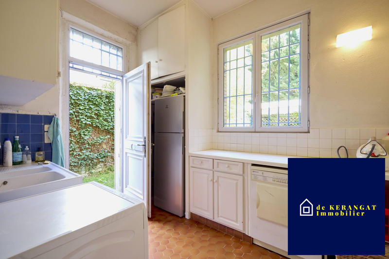 Maison - 262 m² - 9 pièces