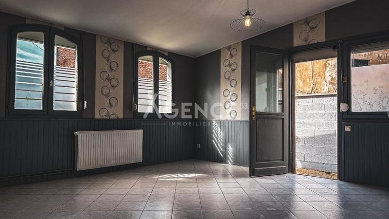 Maison - 101 m² - 5 pièces