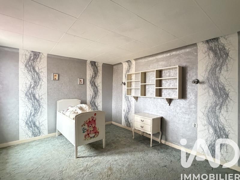 Maison - 248 m² - 7 pièces