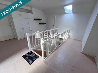 Maison - 171 m² - 7 pièces