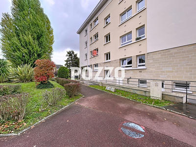 Appartement - 95 m² - 6 pièces