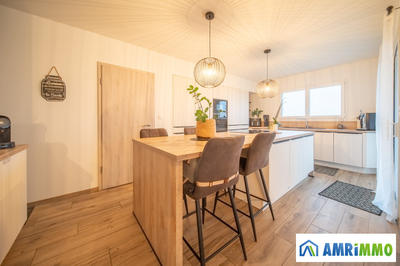 Maison - 147 m² - 4 pièces