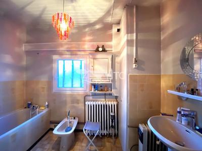 Maison - 108 m² - 4 pièces