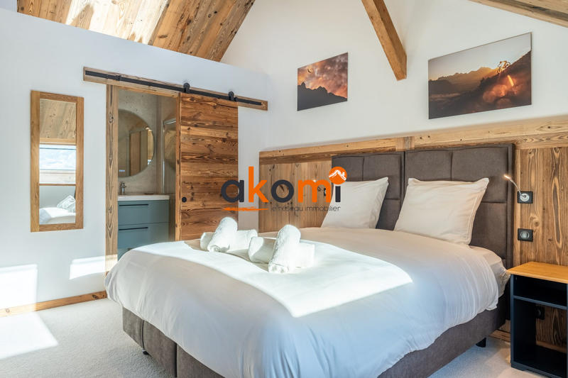 Appartement - 188 m² - 7 pièces