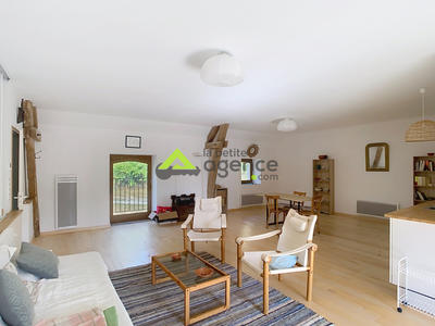 Maison - 191 m² - 4 pièces