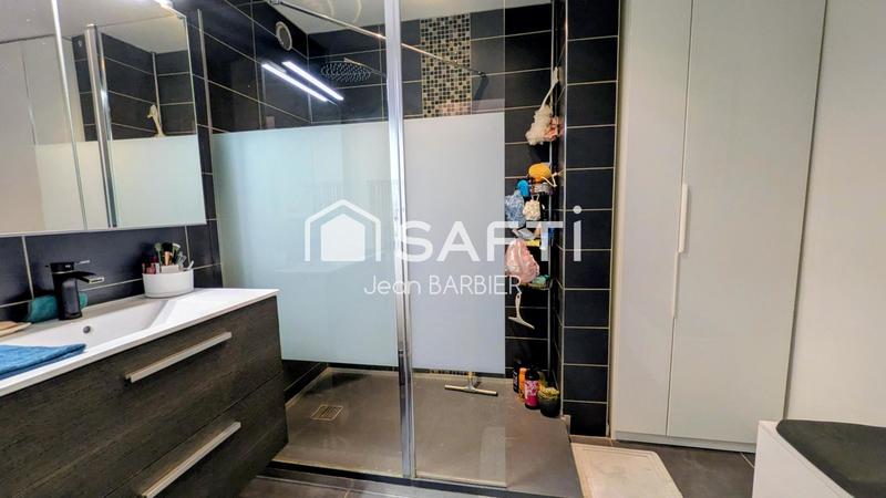 Appartement - 103 m² - 5 pièces