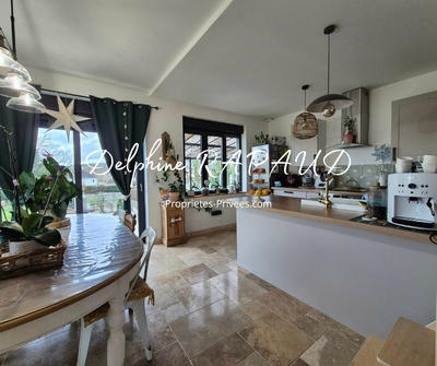 Maison - 119 m² - 5 pièces