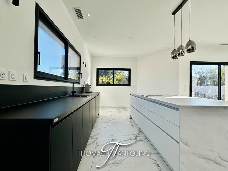 Maison - 175 m² - 5 pièces