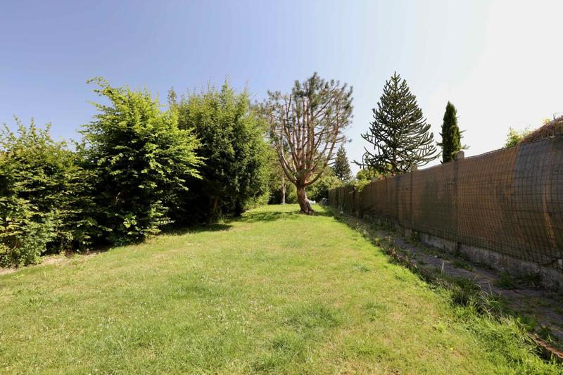 Maison - 180 m² - 8 pièces