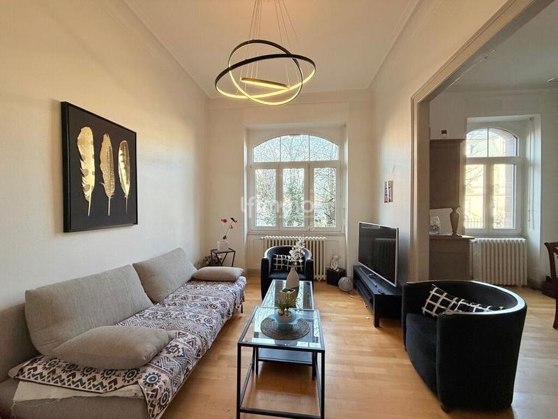 Appartement - 83 m² - 3 pièces