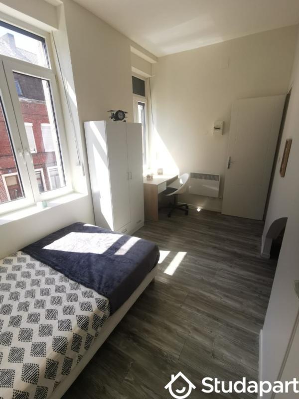 Chambre - 11 m² - 1 pièce