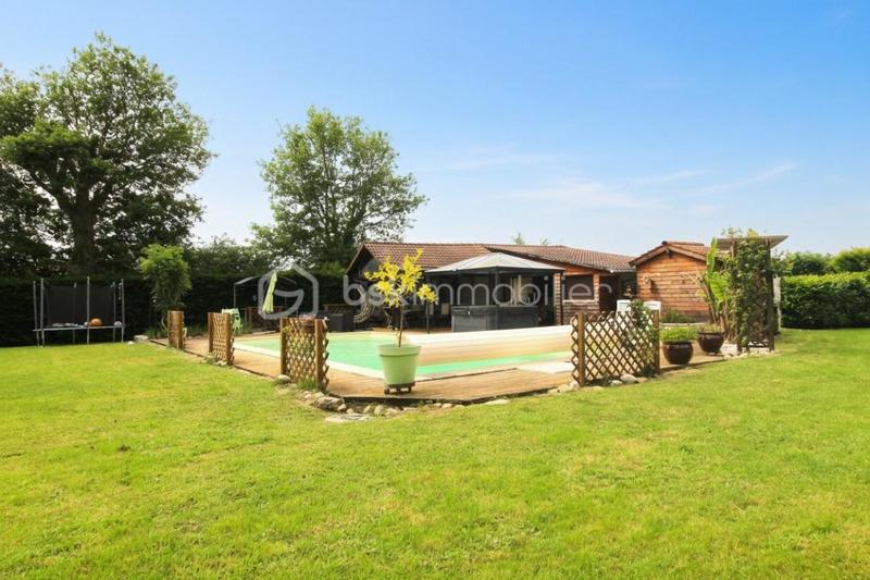 Propriété - 200 m² - 7 pièces