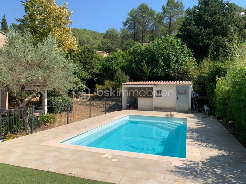 Maison - 138 m² - 7 pièces