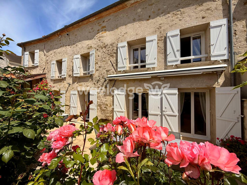 Maison - 195 m² - 6 pièces