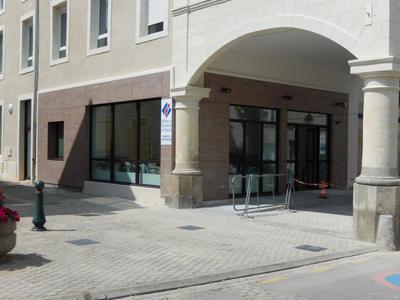 Local d'activité / Entrepôt - 54 m²