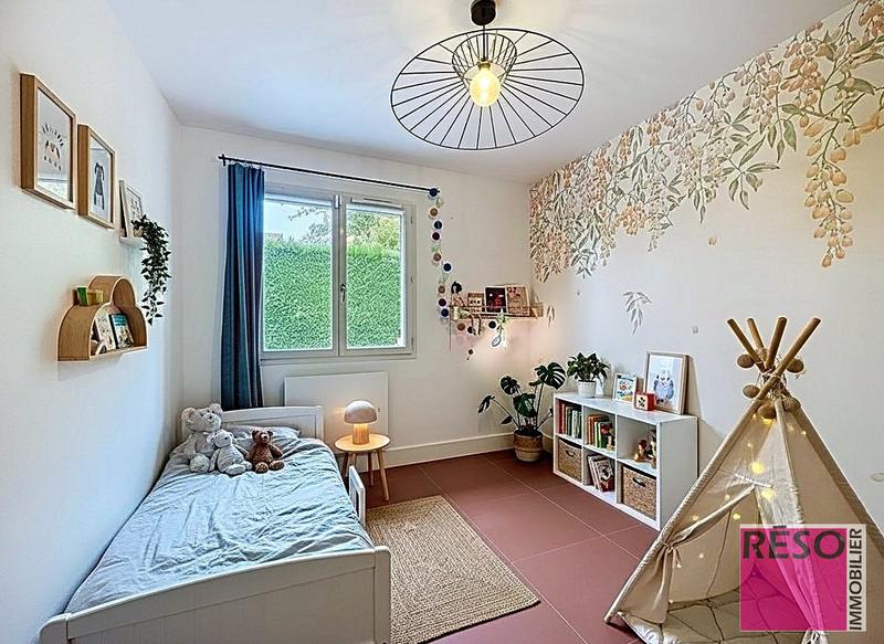 Maison - 167 m² - 5 pièces