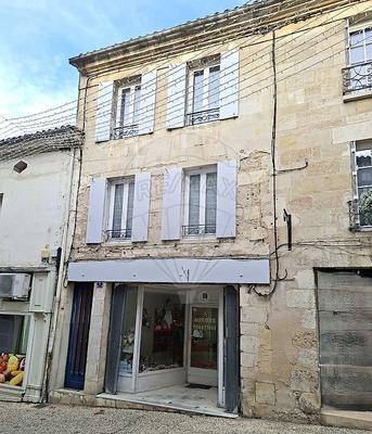 Immeuble - 129 m² - 5 pièces