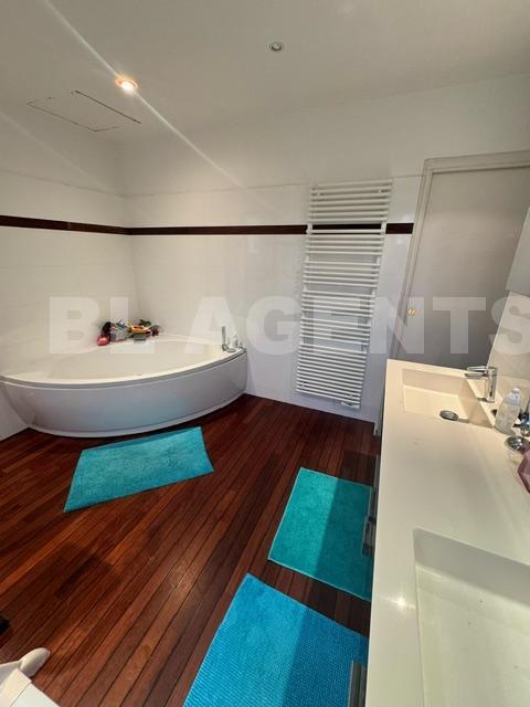 Maison - 148 m² - 6 pièces