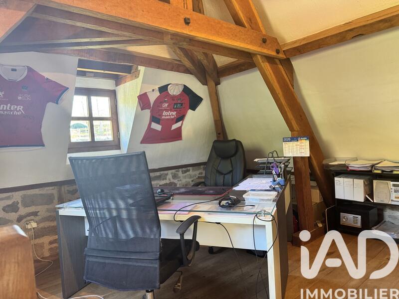 Maison - 181 m² - 4 pièces