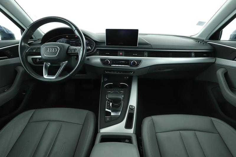 Audi A4 2.0 Tdi Design Luxe s tronic 150 ch